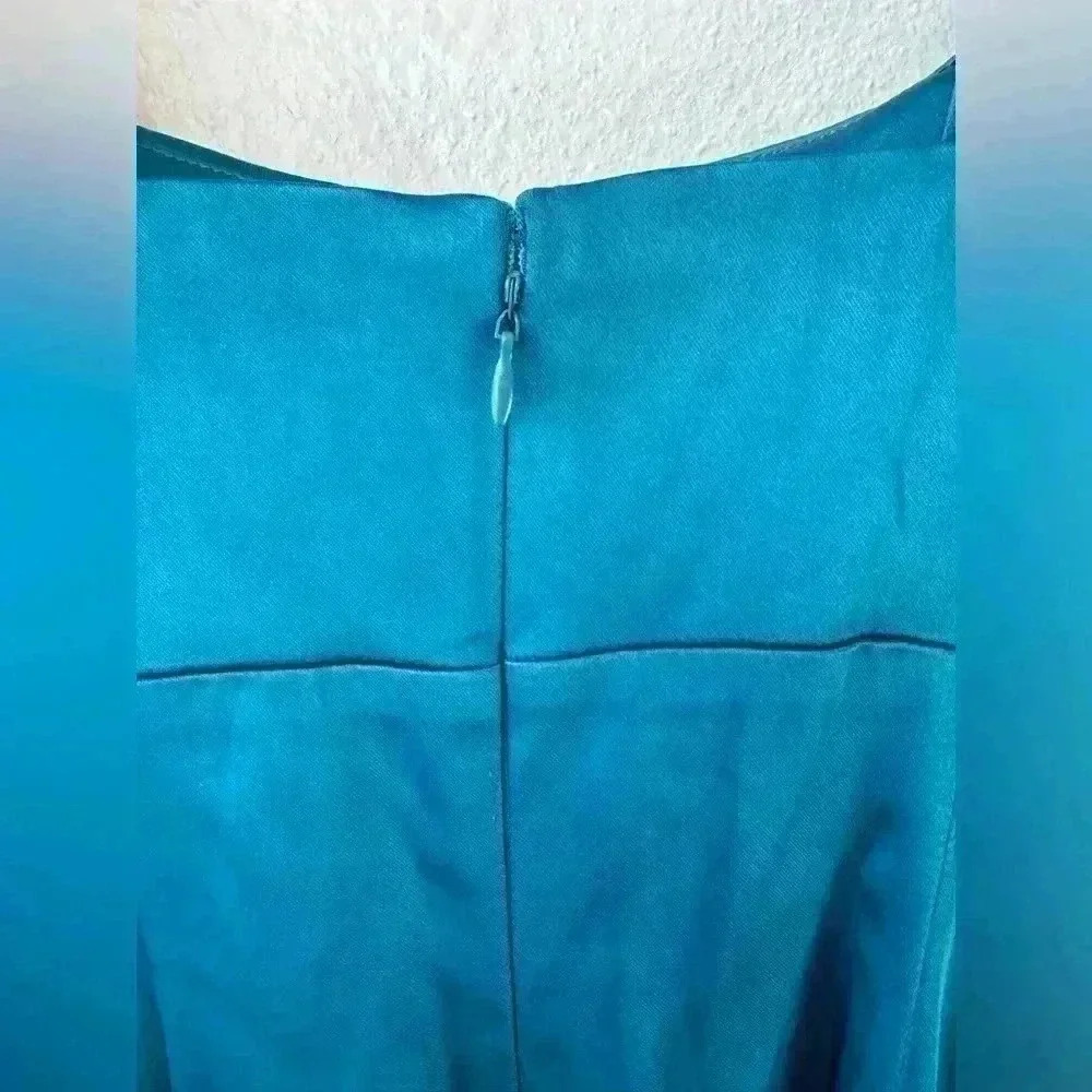 Calvin Klein Pleated Satin Sheath Cocktail Dress Size‎ M - Picture 5 of 6